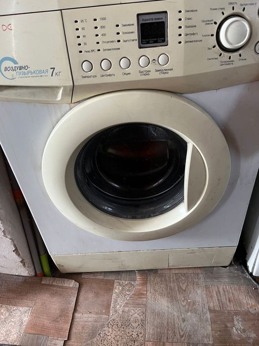 Продам стиральную машину