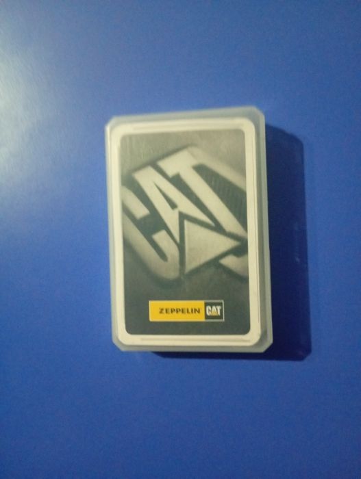 Cărți poker cat originale în pachet sunt 32 de cărți sunt aduse recent