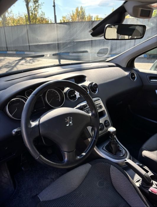 Peugeot 308 Хечбек