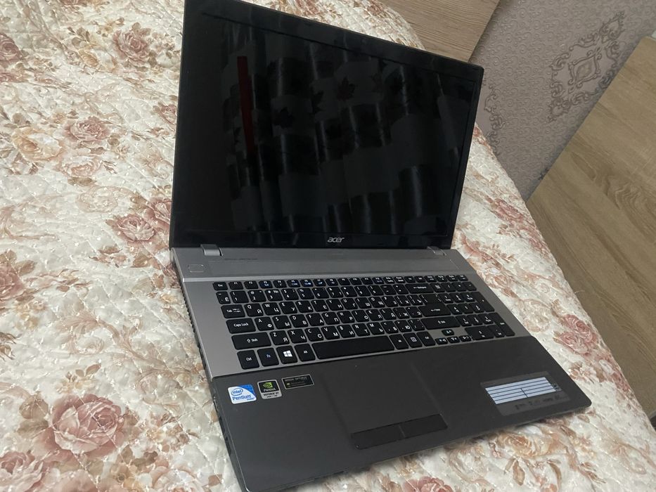 Продам рабочий ноутбук