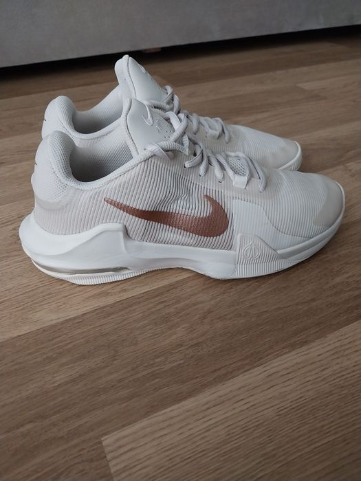 Adidasi originali Nike nr.41