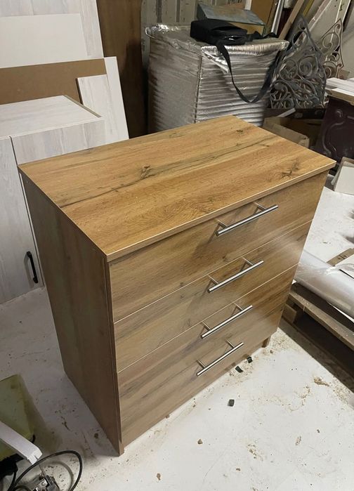 Камод 4 ящиков есть в наличии