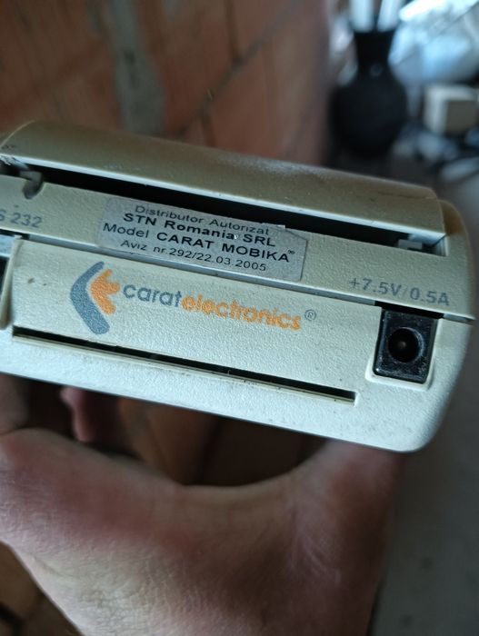 Vând casă de marcat portabila  carat mobilka prețul 250 Roni trimit in tara