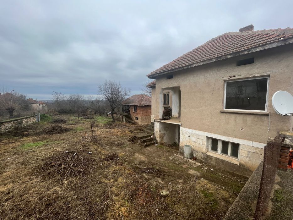 Продава се Къща в с. Манастирище, Област Враца - 100 кв.м за 128 €/кв.м - Снимка #1