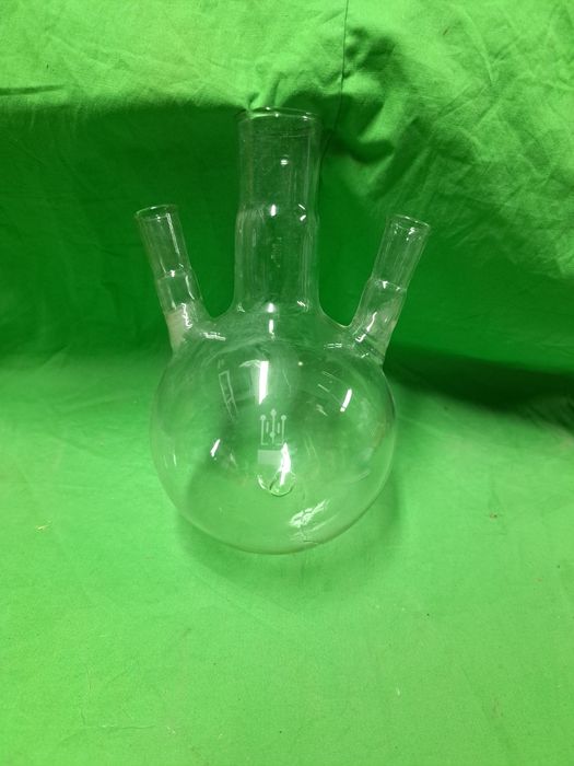 Колба круглодонная с 2-мя и 3-мя горловинами