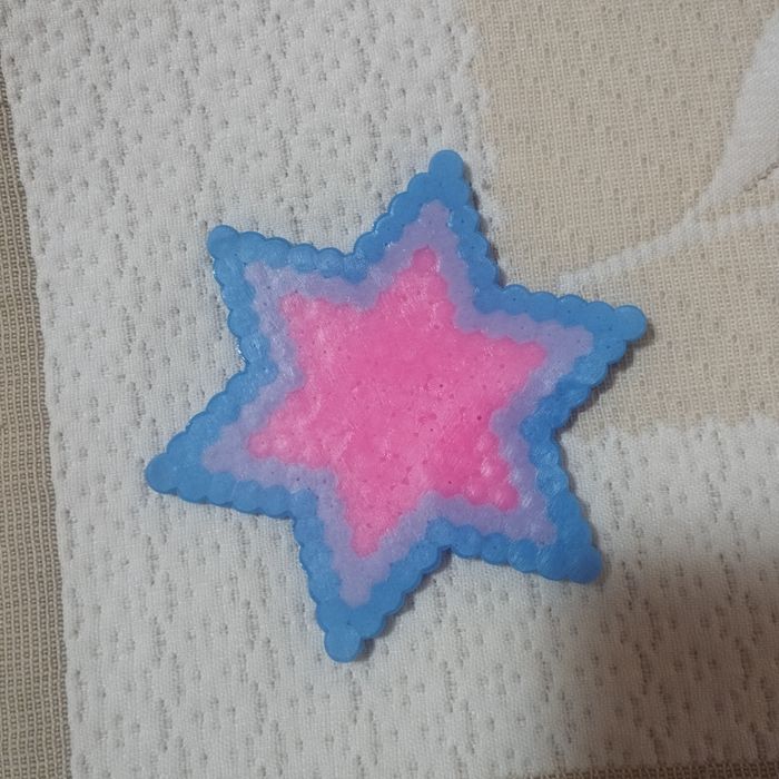 Ръчно направени плоски фигурки