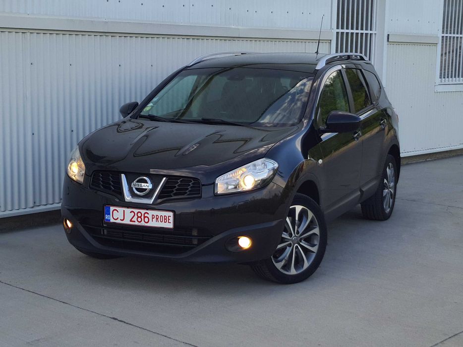 Nissan Qashqai+2/7loc. Tekna 2.0D 4x4 RAR facut.