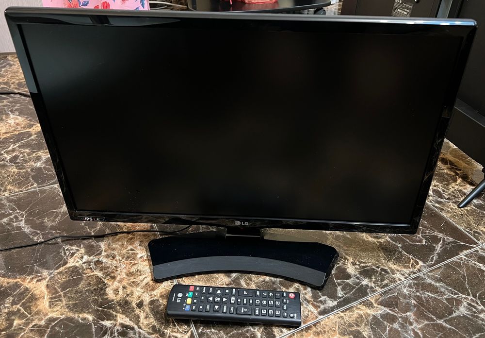 Продавам телевизор