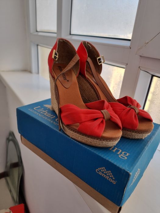 Сандалии классные