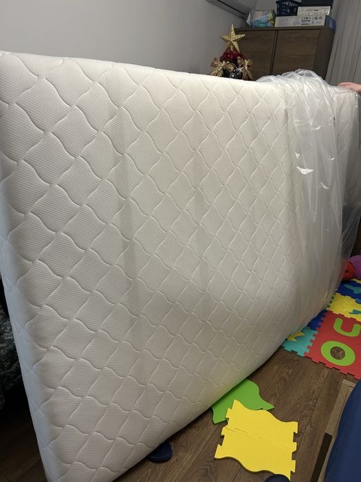 Vand saltea cu arcuri 140x200