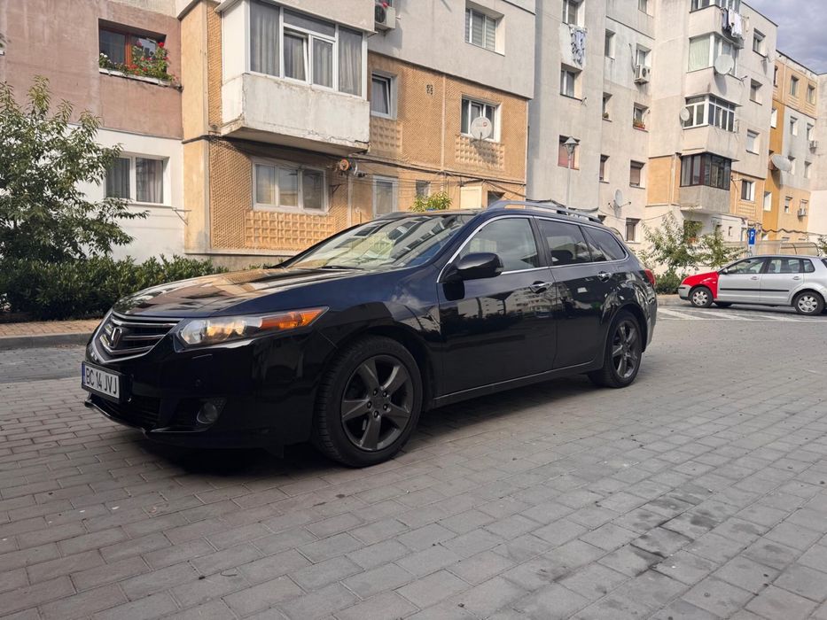 HONDA Accord 2011 — imagine 2