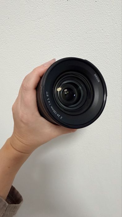 Obiectiv Nikon 24-120/4 S