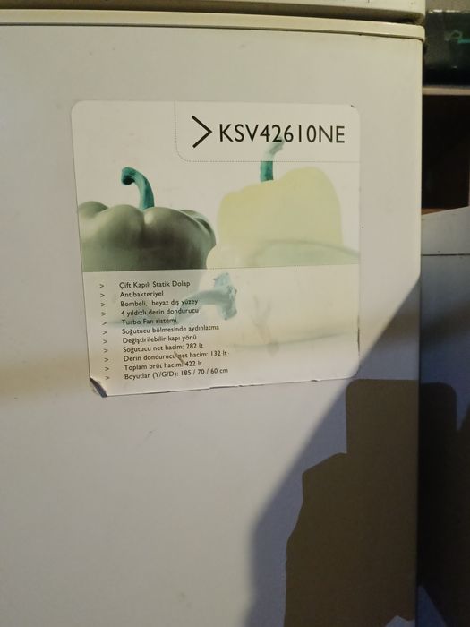 Холодильник б/у с морозильной камерой