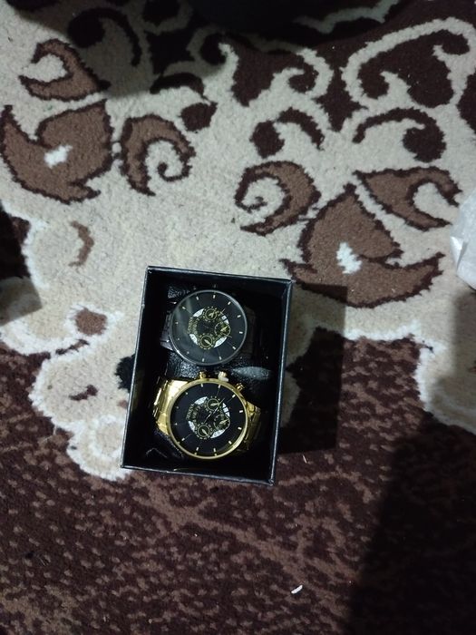 Продам набор часов за 8000