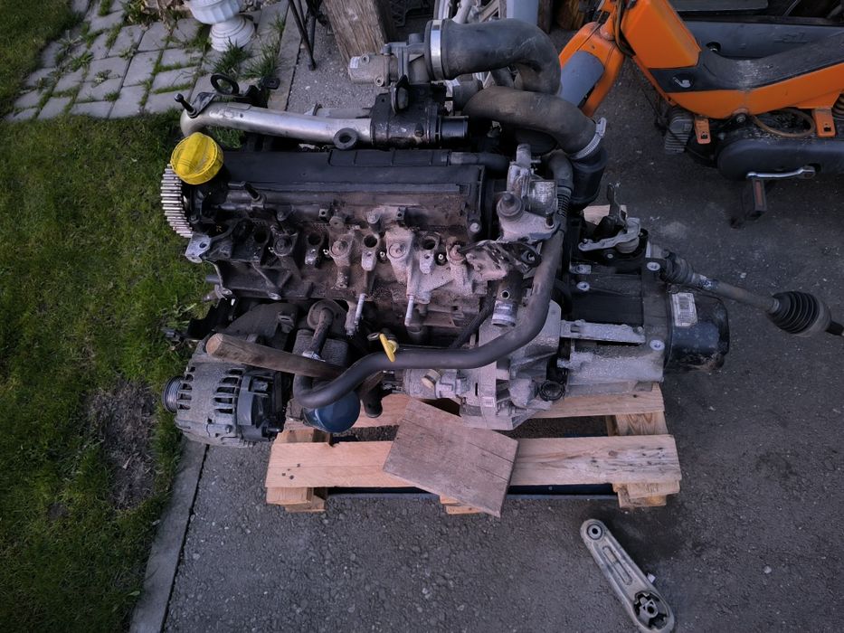 Motor+cutie+turbo+catalizator Dacia Logan MCV 1.5dci