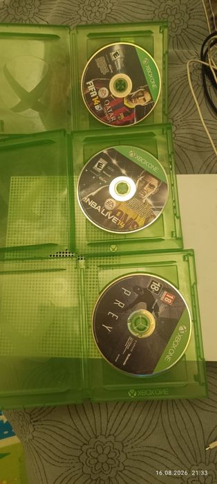 Продам Xbox one s
