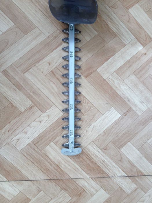 Кусторез Metabo HS 8755 (Германия)