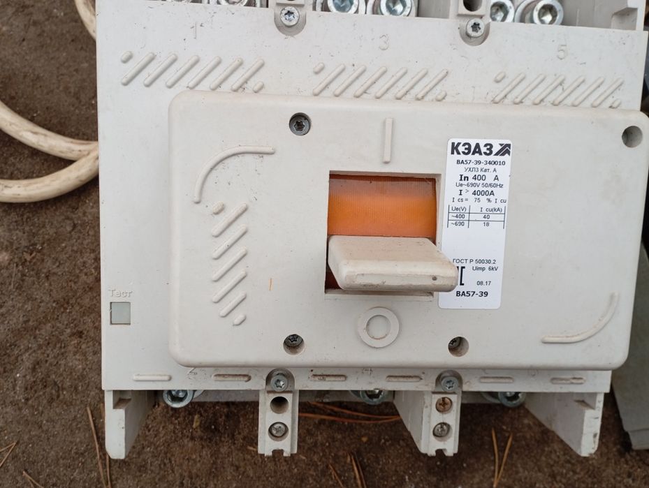 Продам автоматы 400А