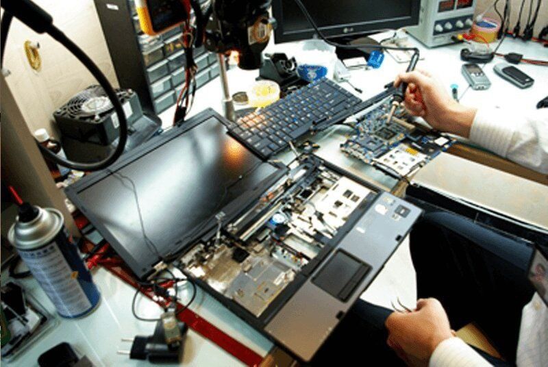 Мастер по ремонту компьютеров