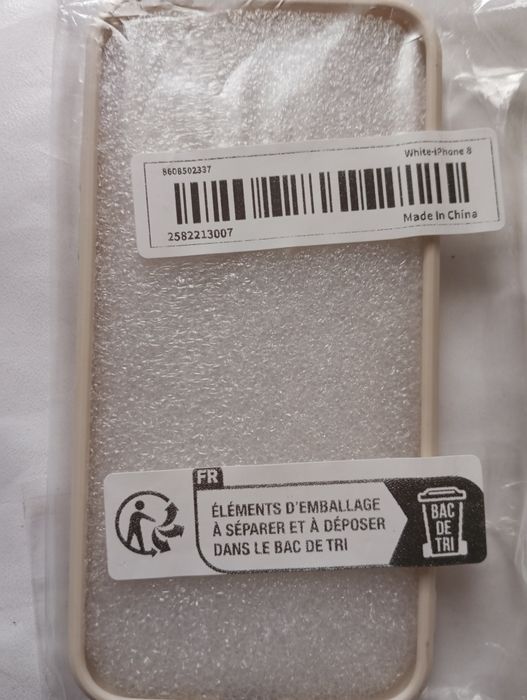 iphone 8 64,gold,sigilat in cutie+husa cadou,noua,sigilata in tipla