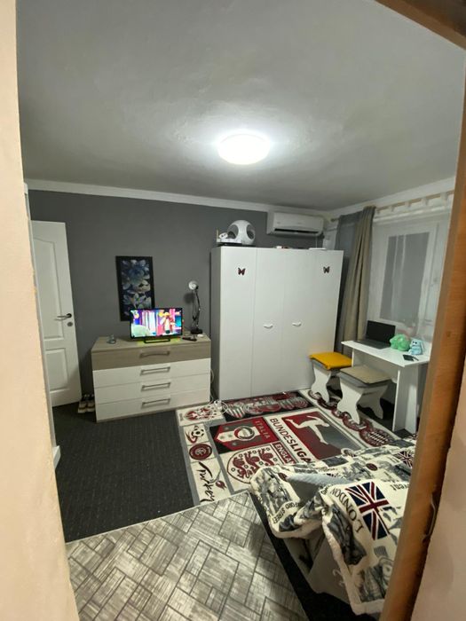 Proprietar închiriez apartament 2 camere