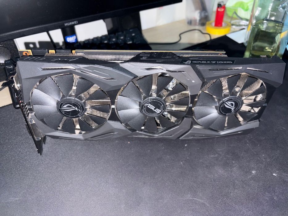 Продам видеокарту GTX 1080 8Gb