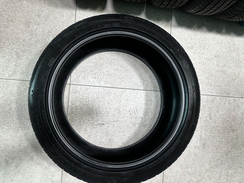 285/40R23 michelin pilot sport 4s