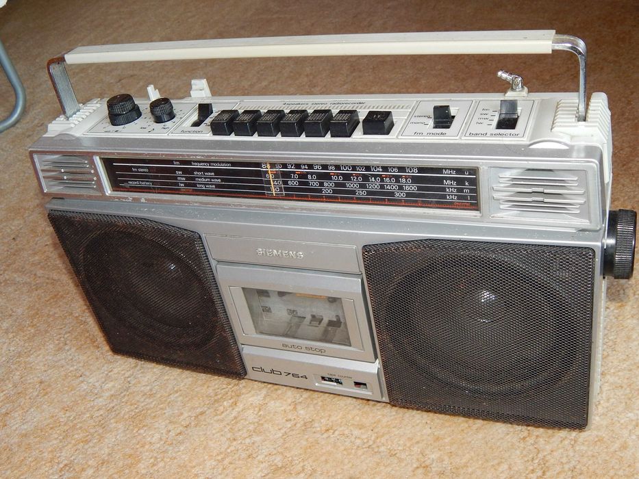 Радиокасетофон siemens club 764