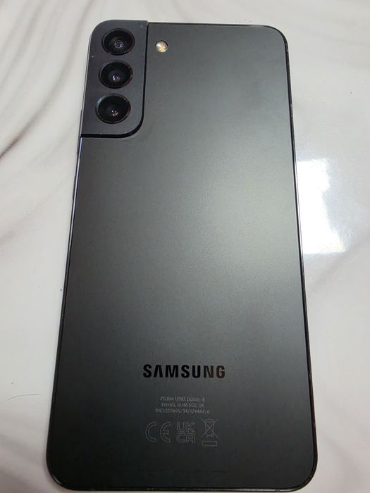 Телефон Samsung S22+ 5G