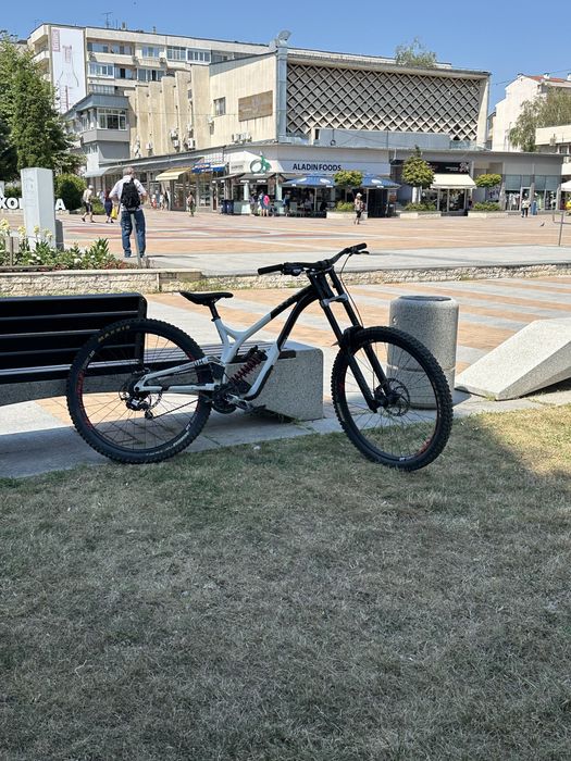 Commencal Supreme V4.3 2021 DH