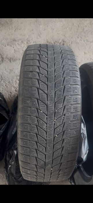 Автошины 215/55/17