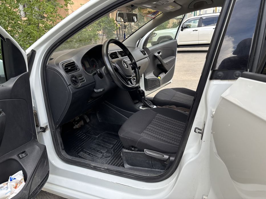 Volkswagen polo 2018 года