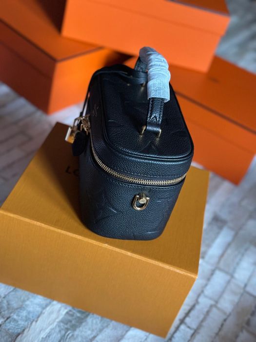 Geanta Louis Vuitton Vanity (livrare 24h)