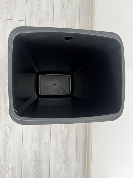 Урна пепельница бракованная