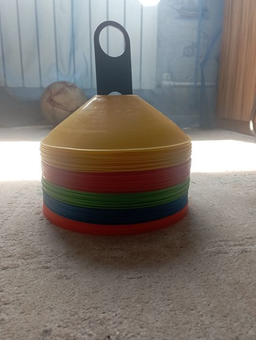 Продам Сумку с футбольной атрибутикой