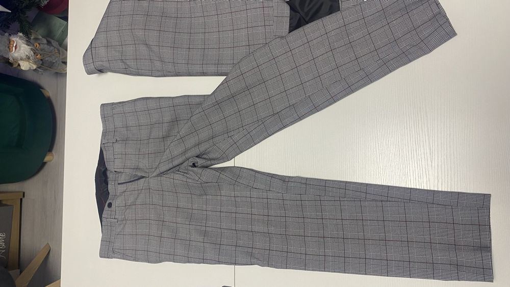 Costum Suvari ideal pentru 1,65m