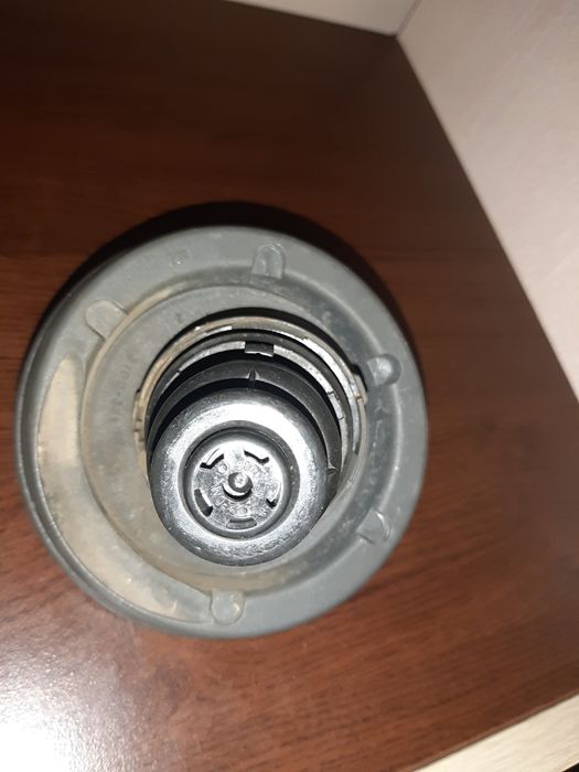 Капачка за резервоар LAND ROVER FREELANDER