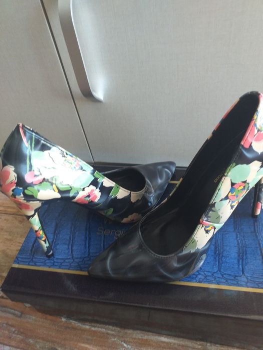 Боти, много леки ,платформи, обувки