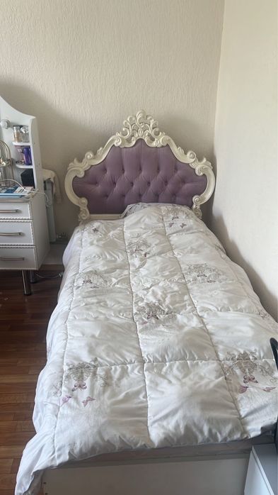 продается кровать