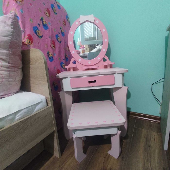 Детска тоалетка .