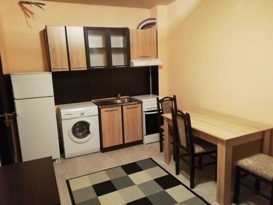 Дава се под наем Двустаен апартамент в София, Банишора - 50 кв.м за 398.82 € - Снимка #2