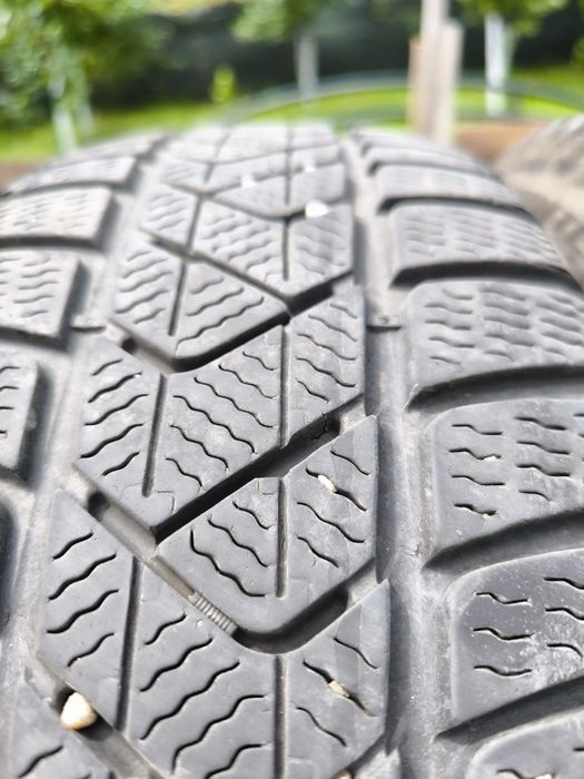 Anvelope iarna 205 55 R19 - PIRELLI SottoZero