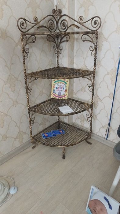 Продам кованая полка для книги и т.д
