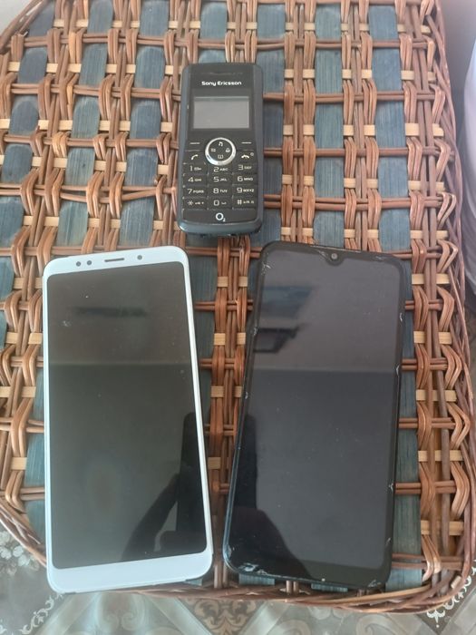 Продаются телефоны