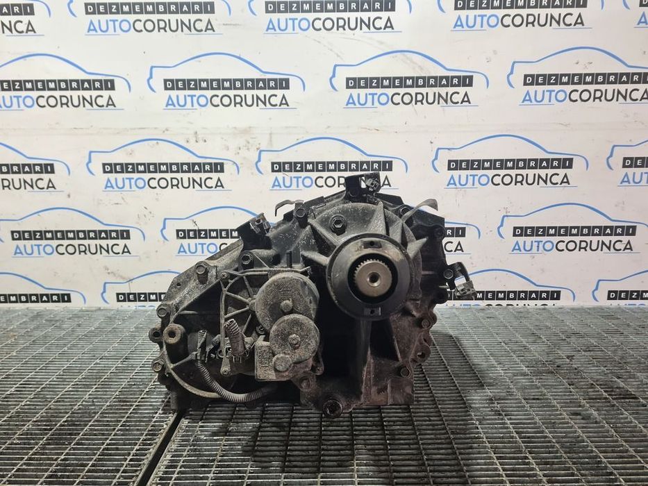 Cutie de Tranfer Grup Fata Nissan Navara D40 Facelift 2.5 Diesel D40 2010 - 2010 ...