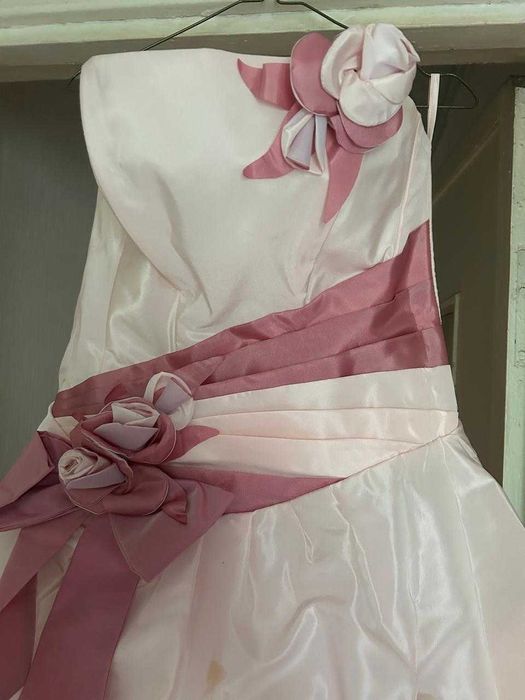 продам платье  15 000