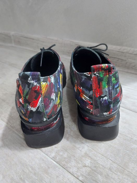 Дамски обувки естествена кожа