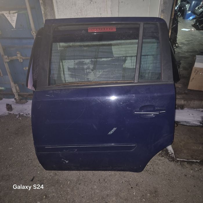 Двери на Опель зафира б