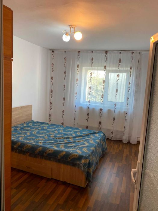 garsoniera de inchiriat