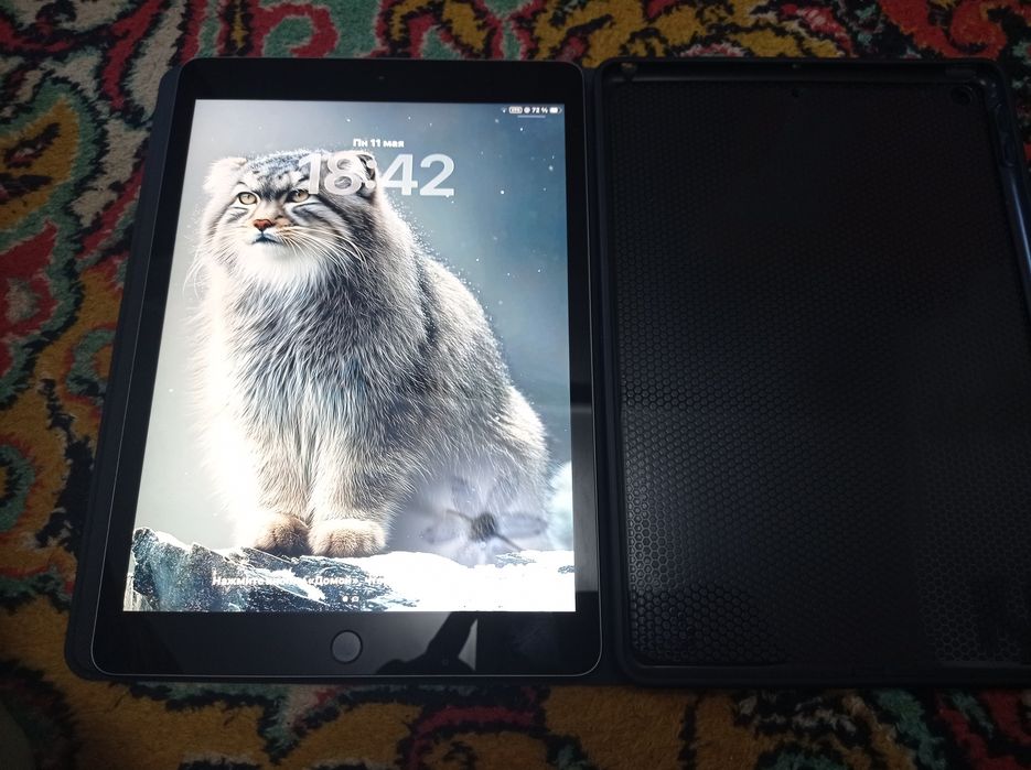 Продам Ipad 10.2